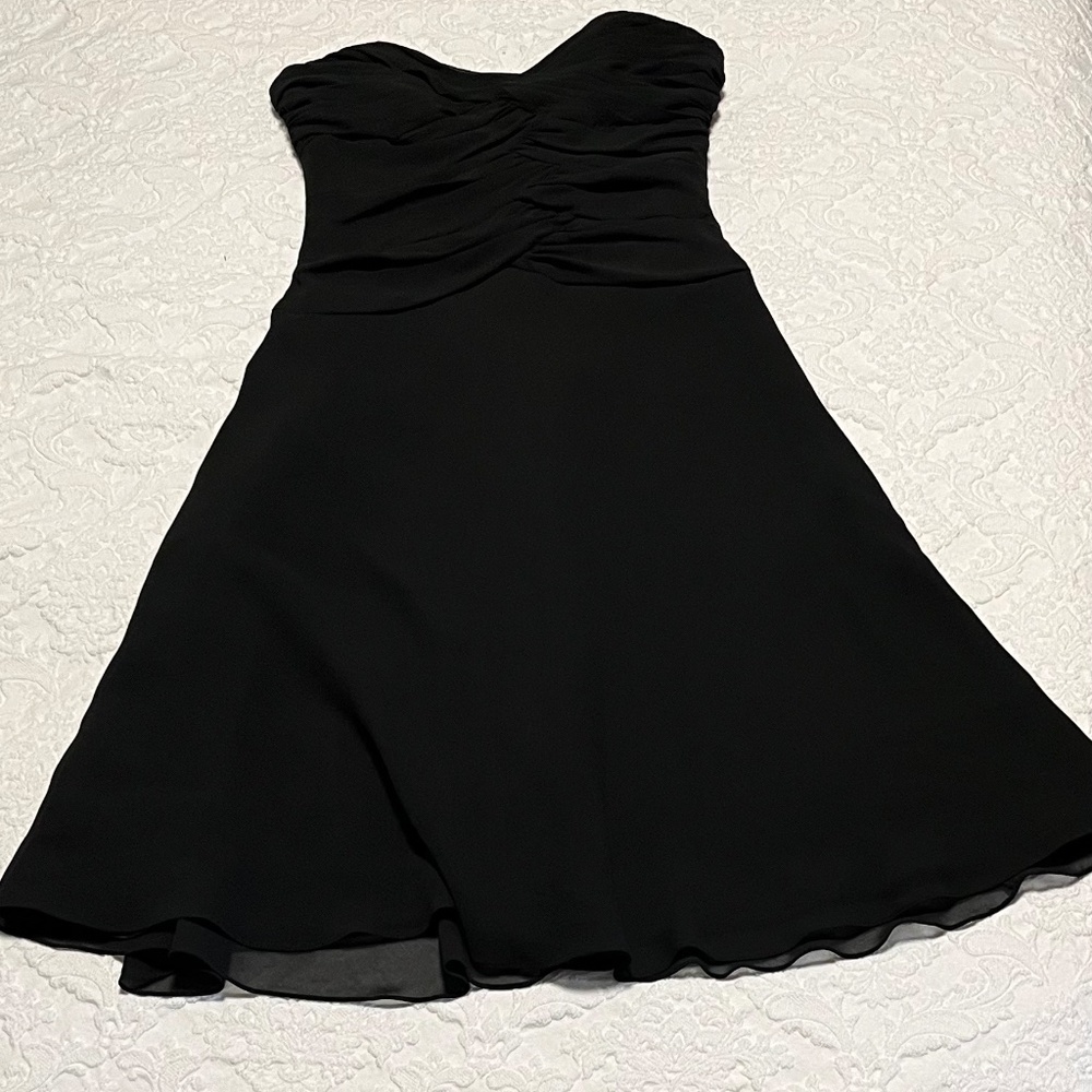 White House Black Market black cocktail dress size 4